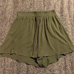 Frilly shorts 
Size s, lightly worn